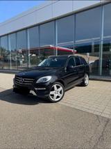 Mercedes-Benz Mercedes Ml 350 4Motion - Mercedes-Benz ML 350 mit Benzin-Antrieb