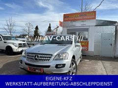 Mercedes-Benz ML 320 CDI Klima Leder Navi Tel Schiebedach AluF