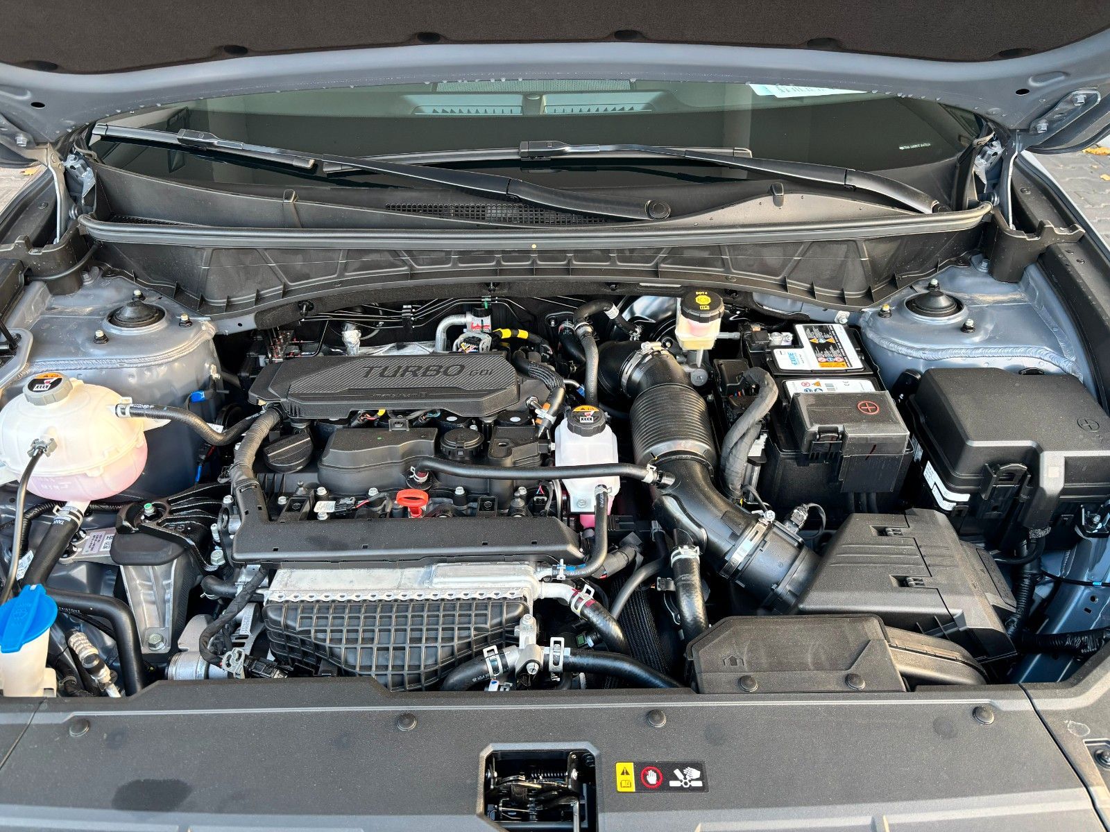 Fahrzeugabbildung Hyundai Tucson 1.6 T-GDI N Line KlimaA,LED,Navi,SHZ,ACC