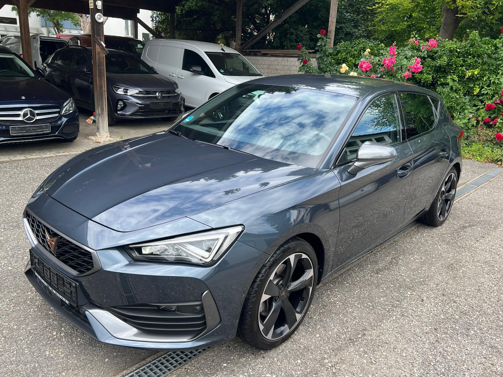 Cupra Leon 2,0TSI Lim S-Heft DCC ACC Teilleder §neu NR