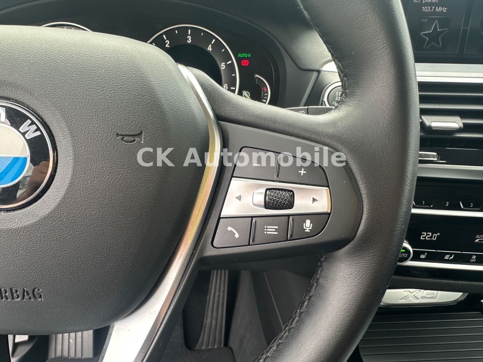 Fahrzeugabbildung BMW X3 xDrive20i Advantage/Navi/Head-Up/LED/Kamera