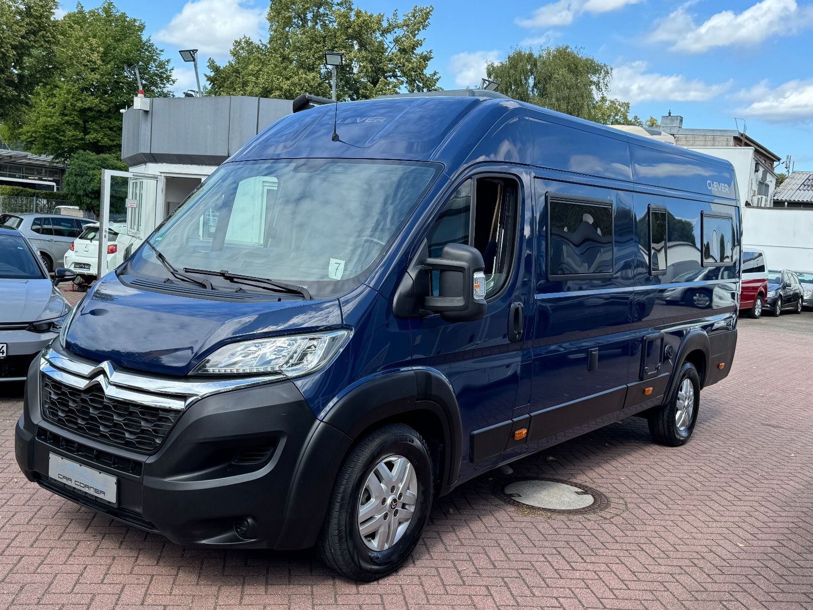 Vehicle image Pössl RUNNER 636 INDIVIDUAL ROOM CLIMATE AHK