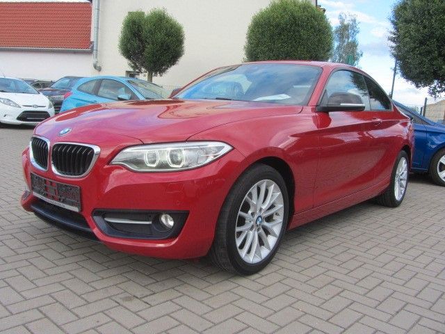 BMW 220d Coupé Sport Line