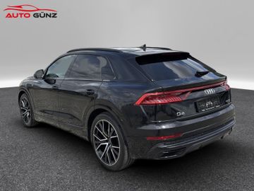 Audi Q8 - 5