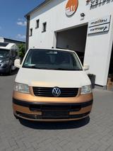 Volkswagen T5 Spezialumbau mit Bett, Solaranlage etc. - VW Sp