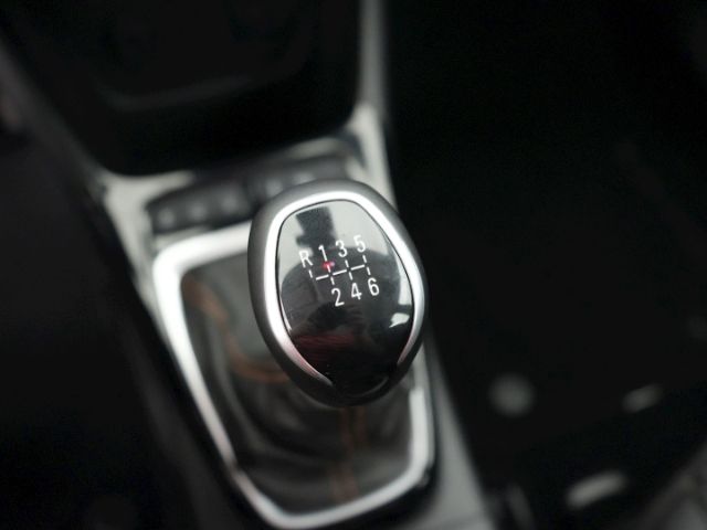 Crossland X INNOVATION+AHK+CARPLAY+SITZ-/LENKRAD