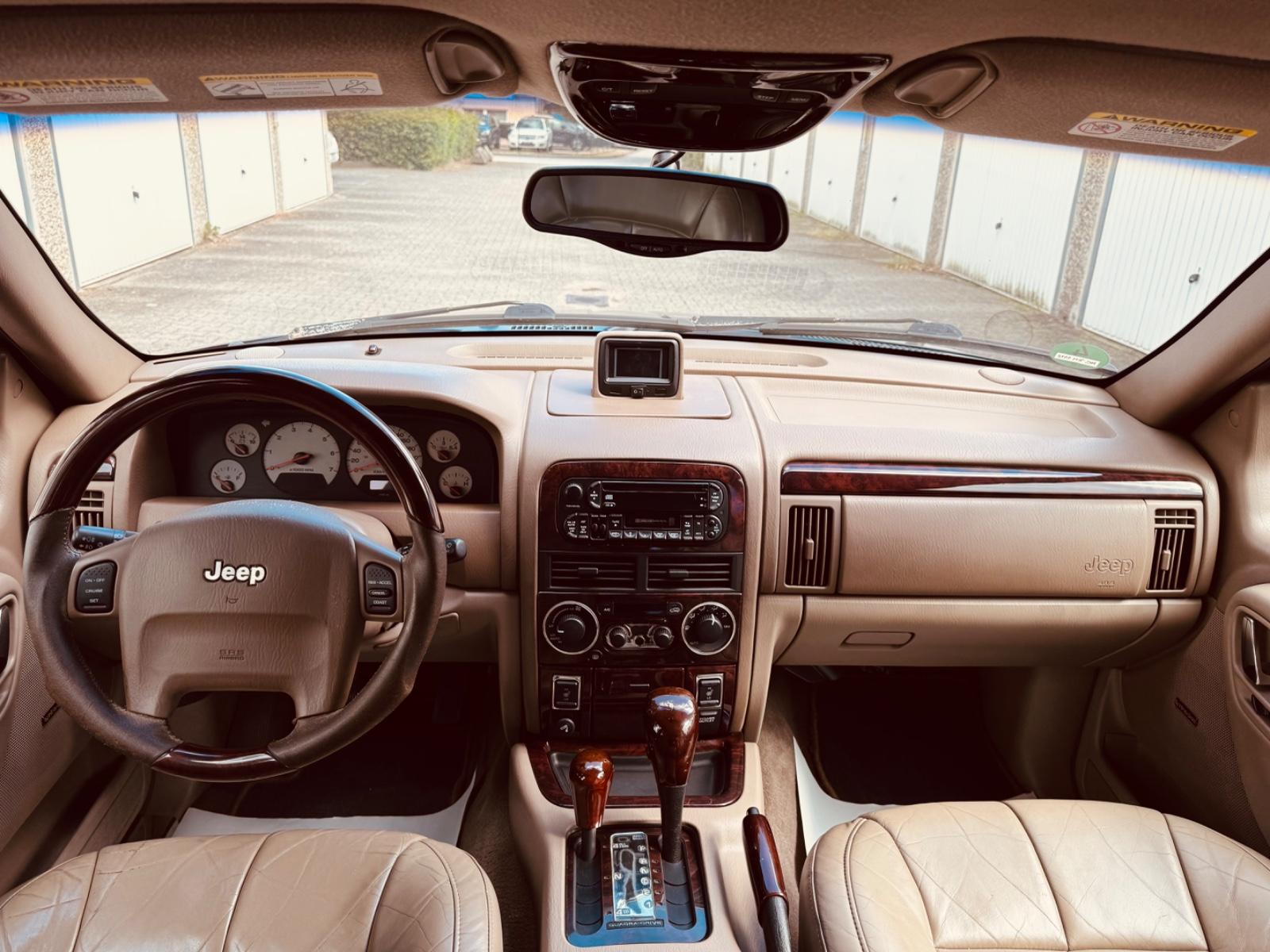 Jeep Grand Cherokee Limited 4.7 V8 223ch BVA - Attelage - Régulateur - Sièges éléctriques chauffants - Climatisation