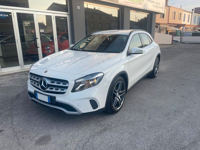 Mercedes-Benz MERCEDES GLA 200 D AUTOMATIC EXECUTIVE