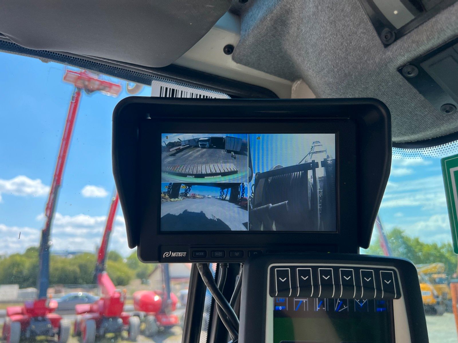 Fahrzeugabbildung Sennebogen 6113 / nur 3.089h / 2019 / 40,2m / 2x Winde