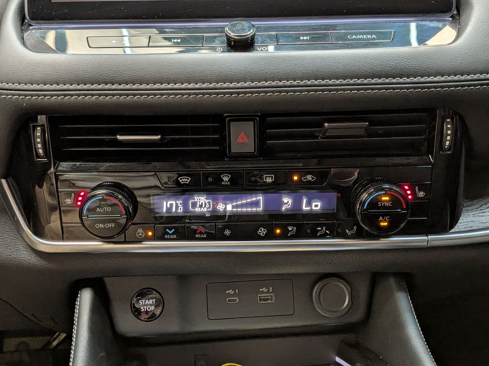 Fahrzeugabbildung Nissan X-Trail 1.5 e-Power e-4 Tekna Bose HUD LED+ 20"