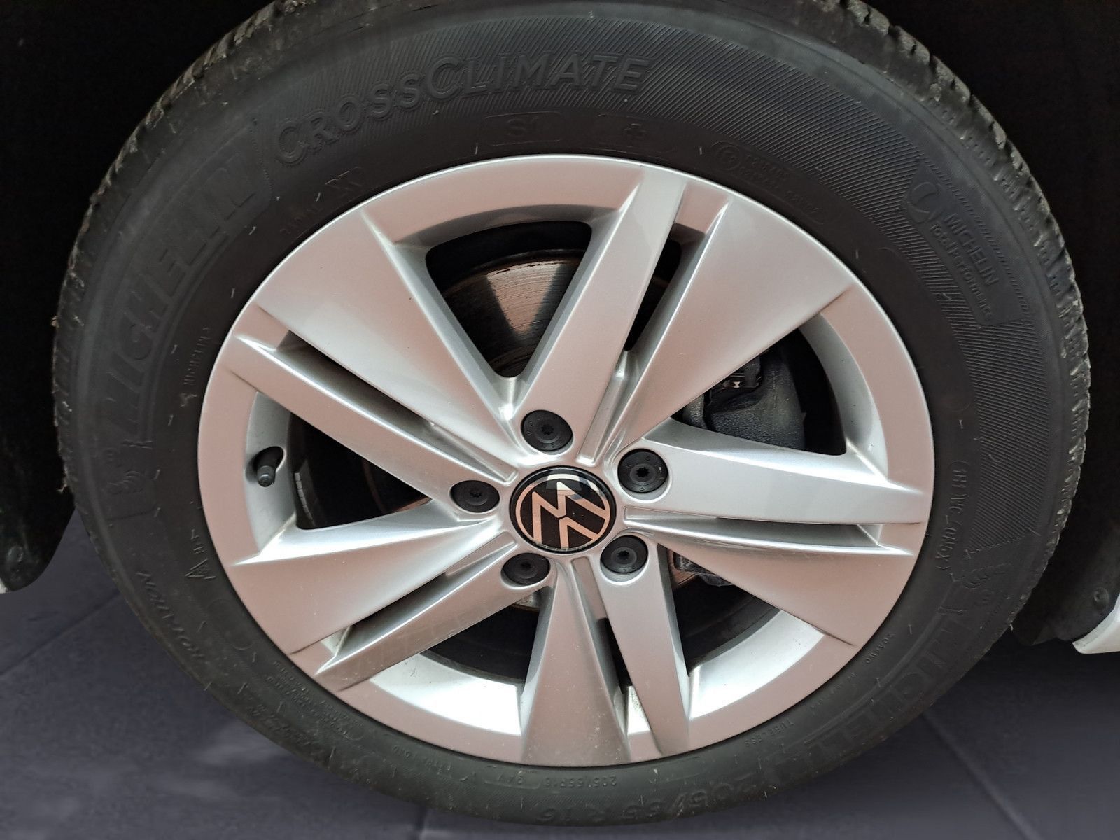 Volkswagen Golf - Bild 12