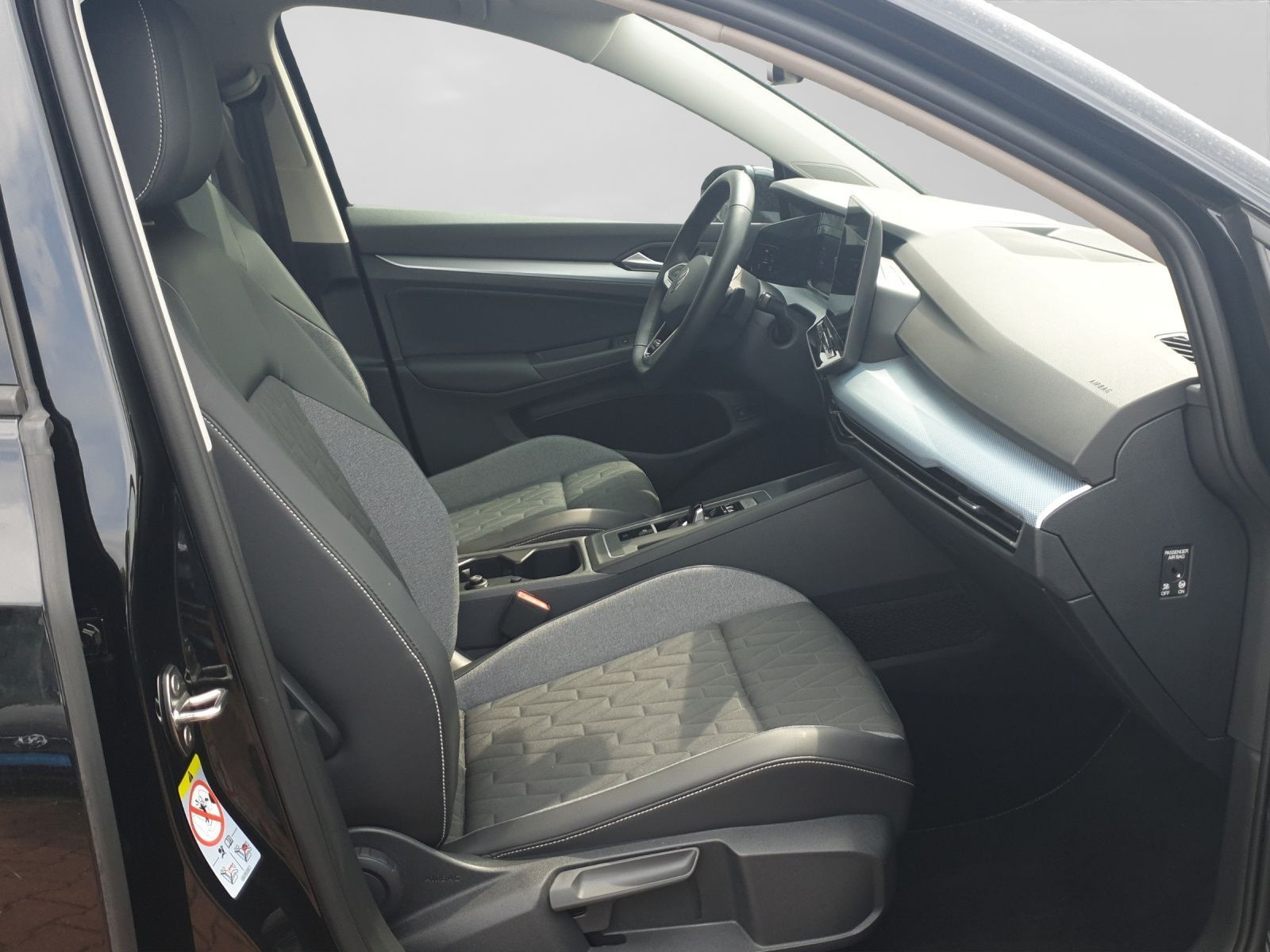 Volkswagen Golf 1.5 eHybrid ENERGY LED KAMERA AHK LM17 foto 4