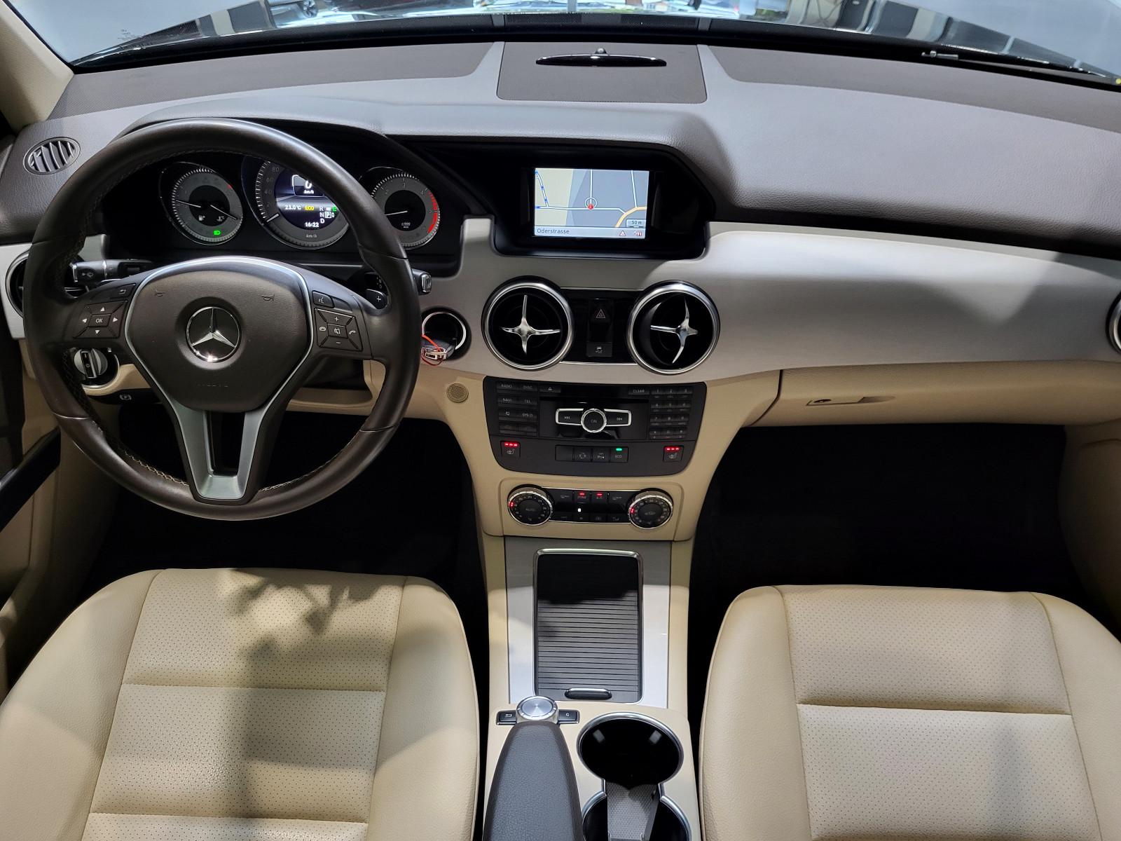 Mercedes-Benz GLK 200 CDI *Navi| Pano| Tempomat| Xenon*