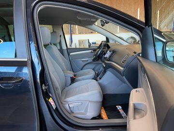 Seat Alhambra Style *7.SITZER*NAVI*PDC*KAMERA*AHK*SZH