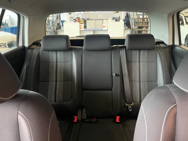 Volkswagen Golf Plus VI Match *TEILLEDER*NAVI*SZHZ*PDC*