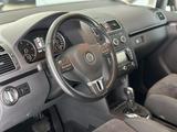 Volkswagen Touran 2.0 TDI DSG Highline 7-Sitzer 1.Hand Xen - Volkswagen Touran Highline mit Diesel-Antrieb