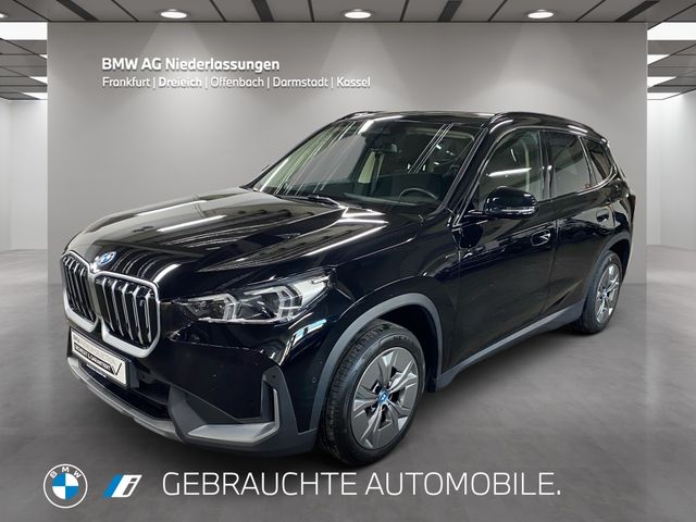 BMW iX1 xDrive30 Kamera LED Sitzheizung