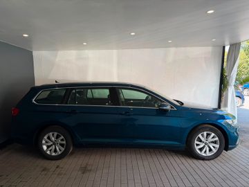 Volkswagen Passat Variant - 8