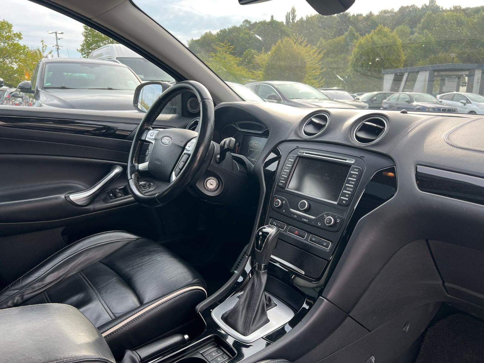 Ford Mondeo 2014 — photo 8