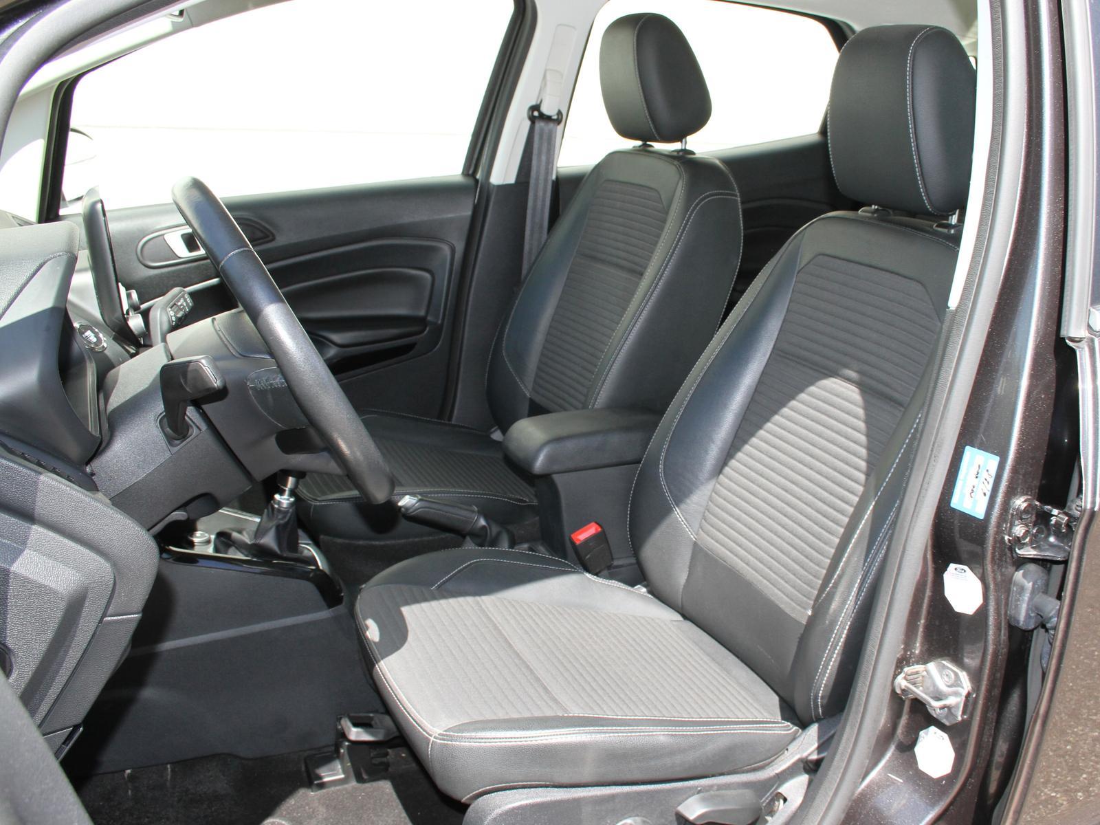 Ford Ecosport 1.0 EB Titanium Navi Teilleder