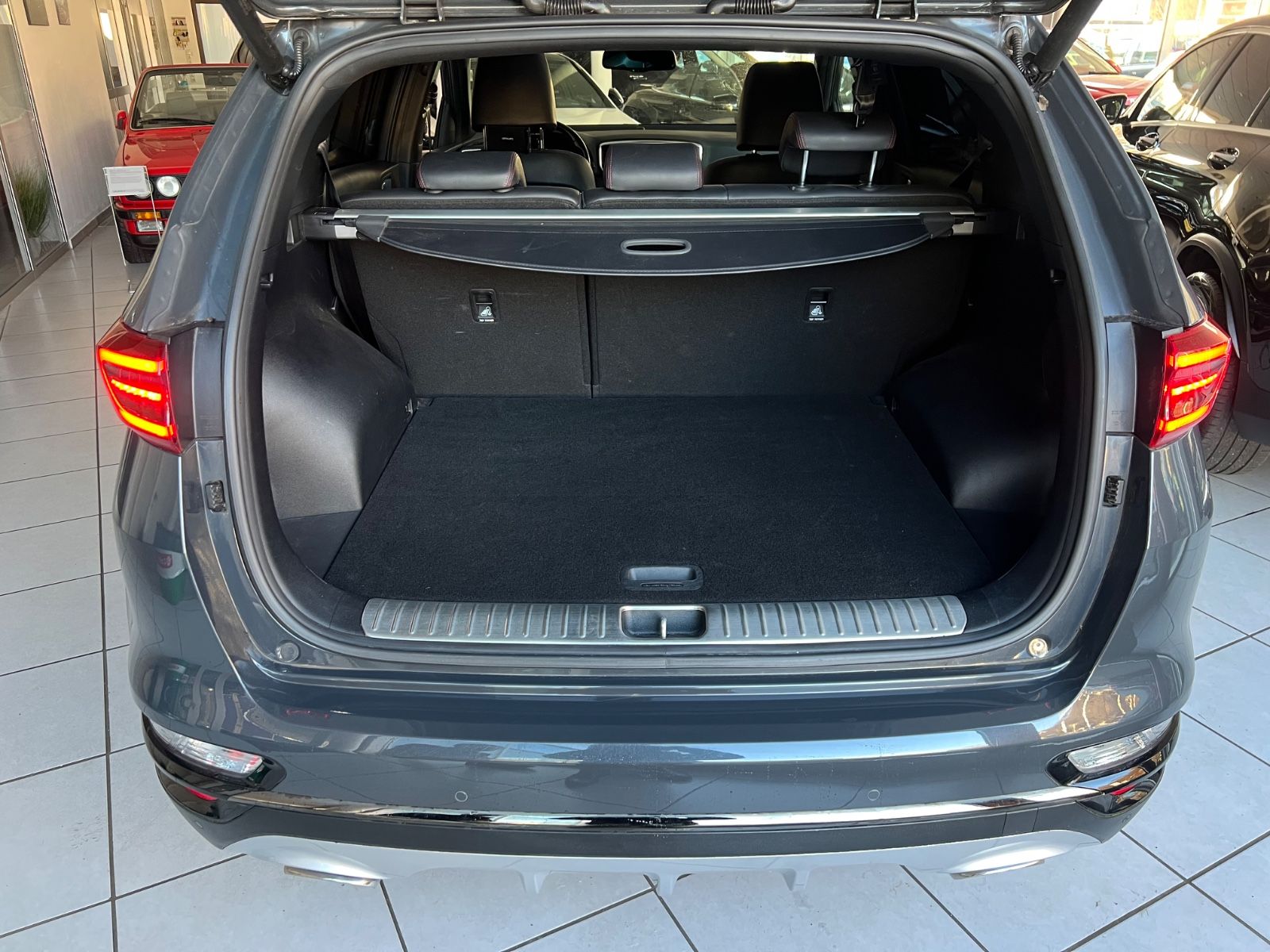Fahrzeugabbildung Kia Sportage GT-Line 4WD *VOLLAUSSTATTUNG*