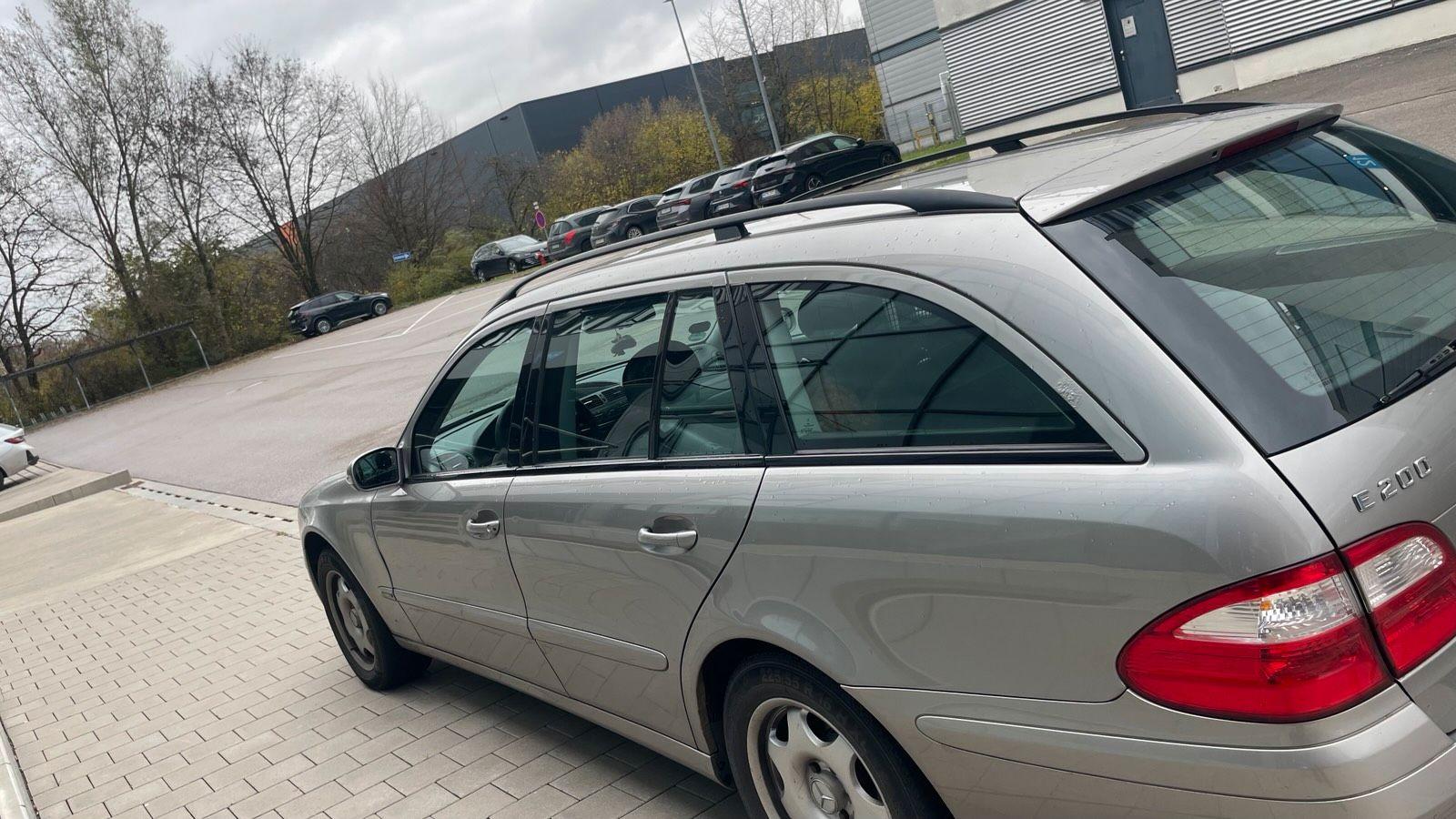 Mercedes-Benz 200, 2004