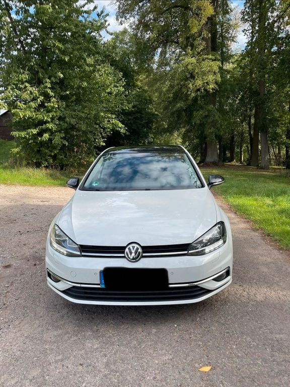 Image of Volkswagen Golf