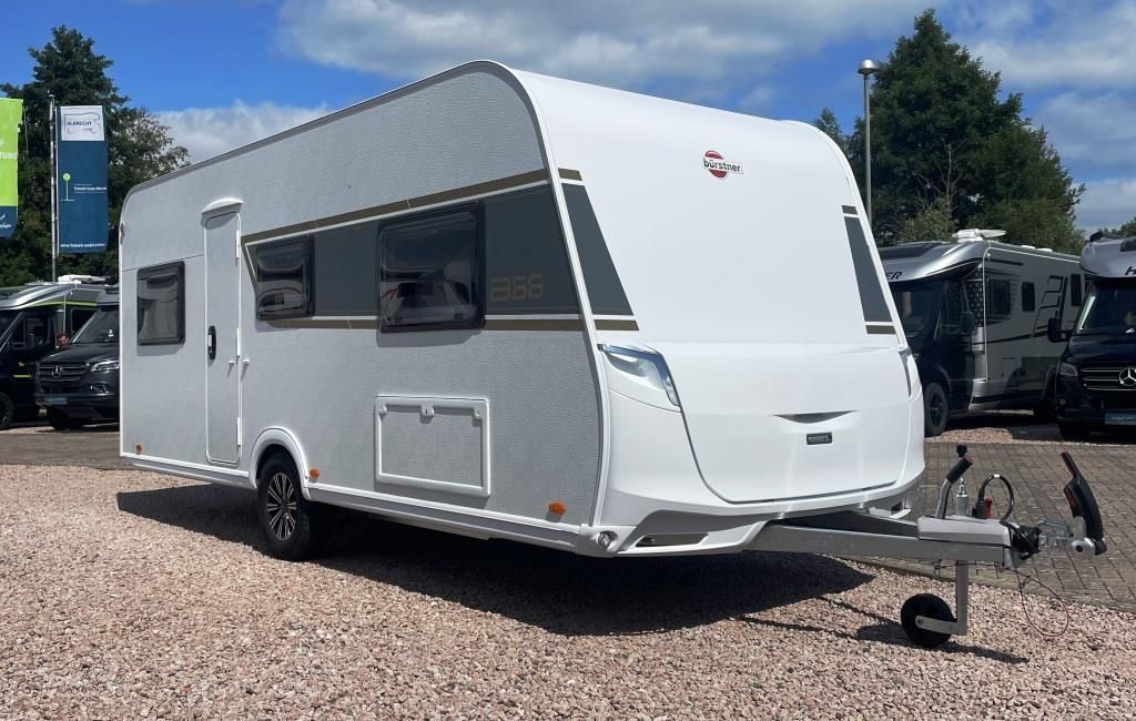 Fahrzeugabbildung Bürstner B66 Plus 520 TL Verfüg./Sparen Sie 4.630,- €