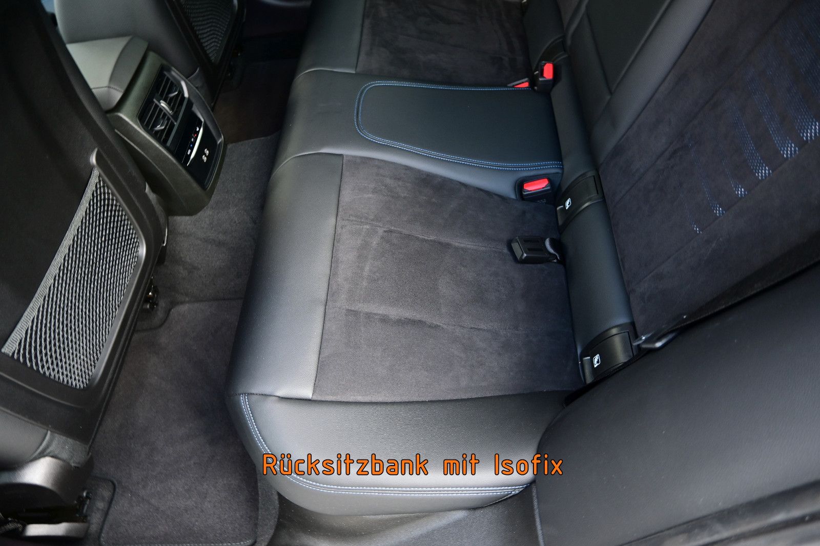 Fahrzeugabbildung BMW 320d xDr. M SPORT °ACC°AHK°WIDESCREEN°STANDHEIZ.