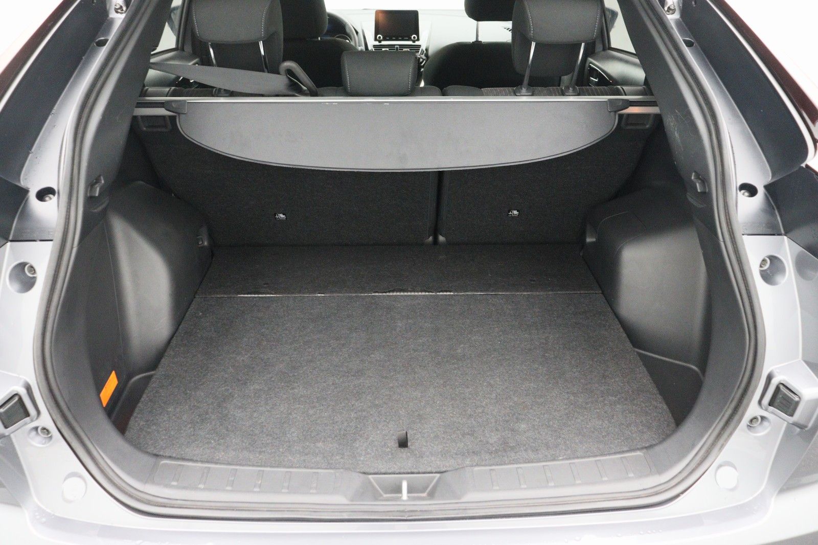 Fahrzeugabbildung Mitsubishi Eclipse Cross Plug-in Hybrid 2.4 Basis 4WD