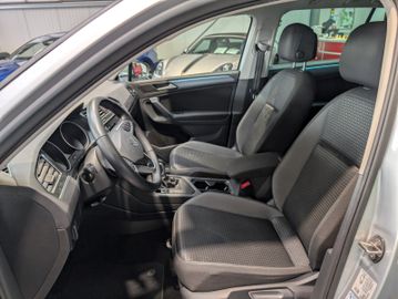 Volkswagen Tiguan - 8