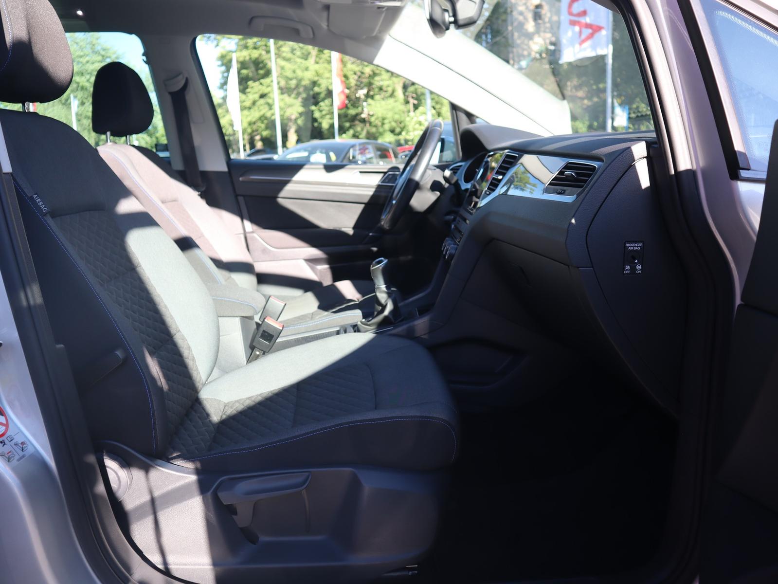 Volkswagen Golf Sportsvan VII 1.0 Join Navi ACC Sitzheizung