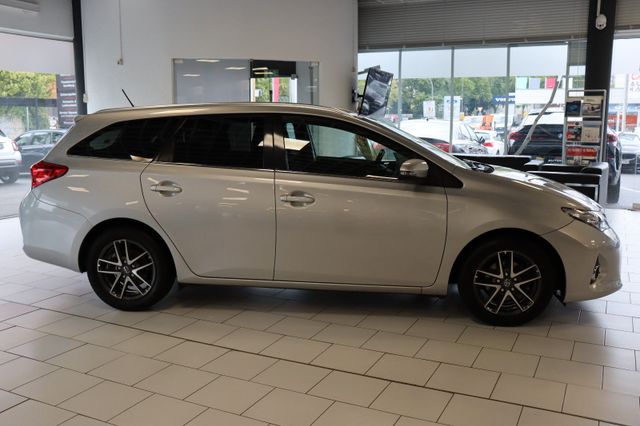 Fahrzeugabbildung Toyota Auris Touring Sports Edition 1.33 Dual-VVT-i