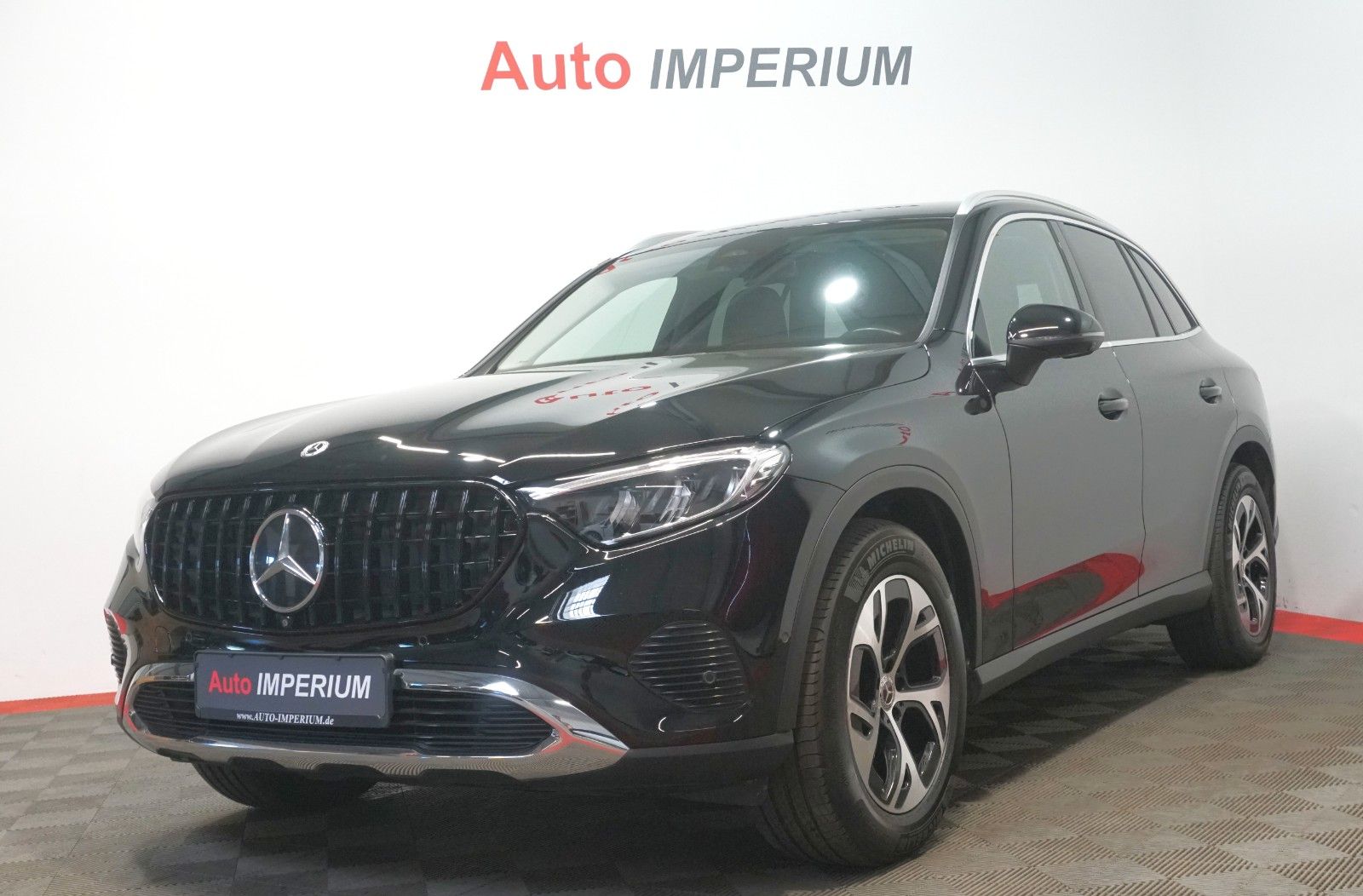 MERCEDES-BENZ GLC 220 d 4Matic*AHK*360° Kamera*LED*ACC*Carplay
