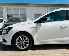 RENAULT Megane IV*Scheckheft*Carplay*Navi*Tempomat*LED