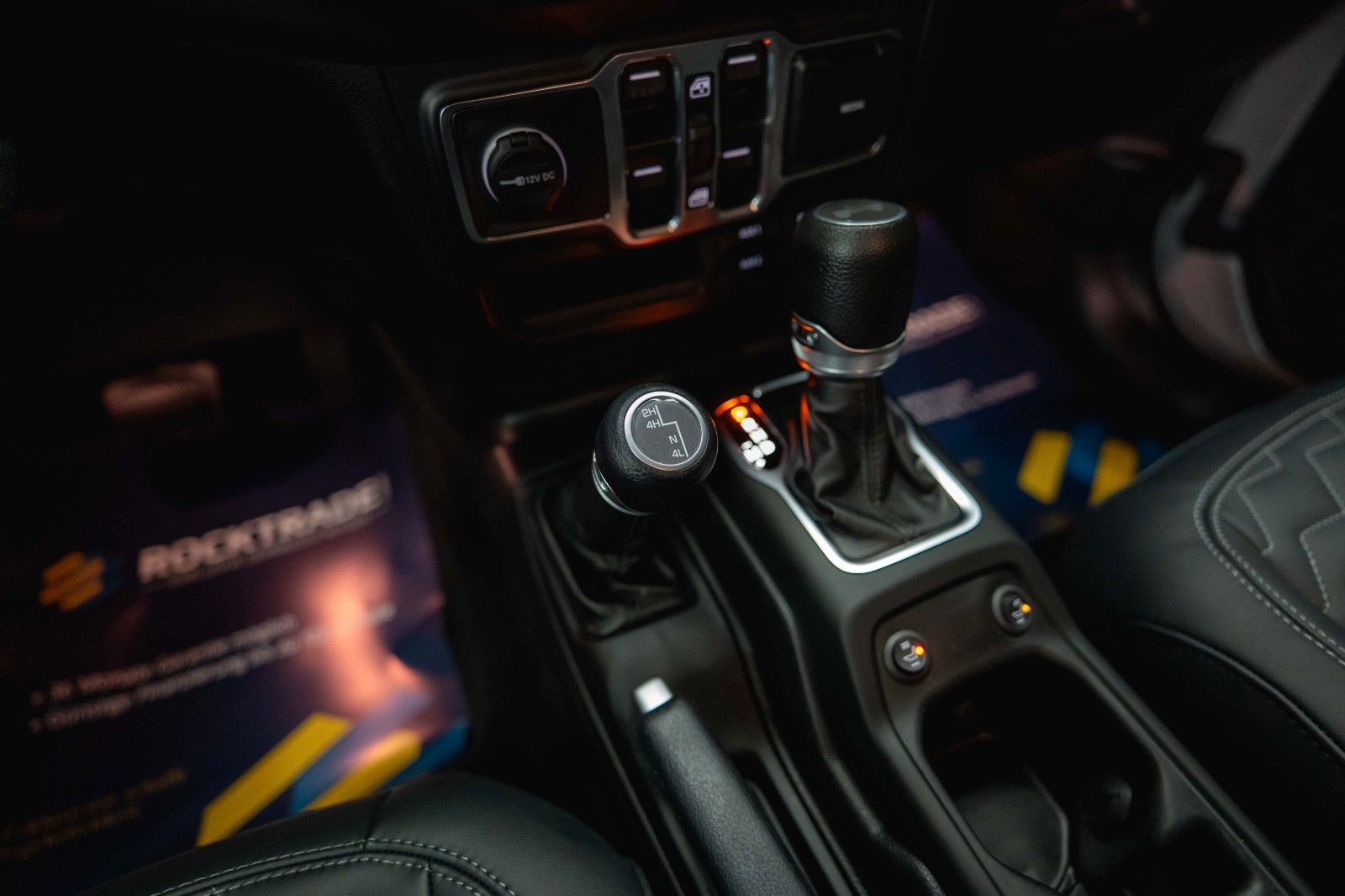 Fahrzeugabbildung Jeep Wrangler 3.6 V6 UNLIMITED SPORT OFFROAD 4x4 LED