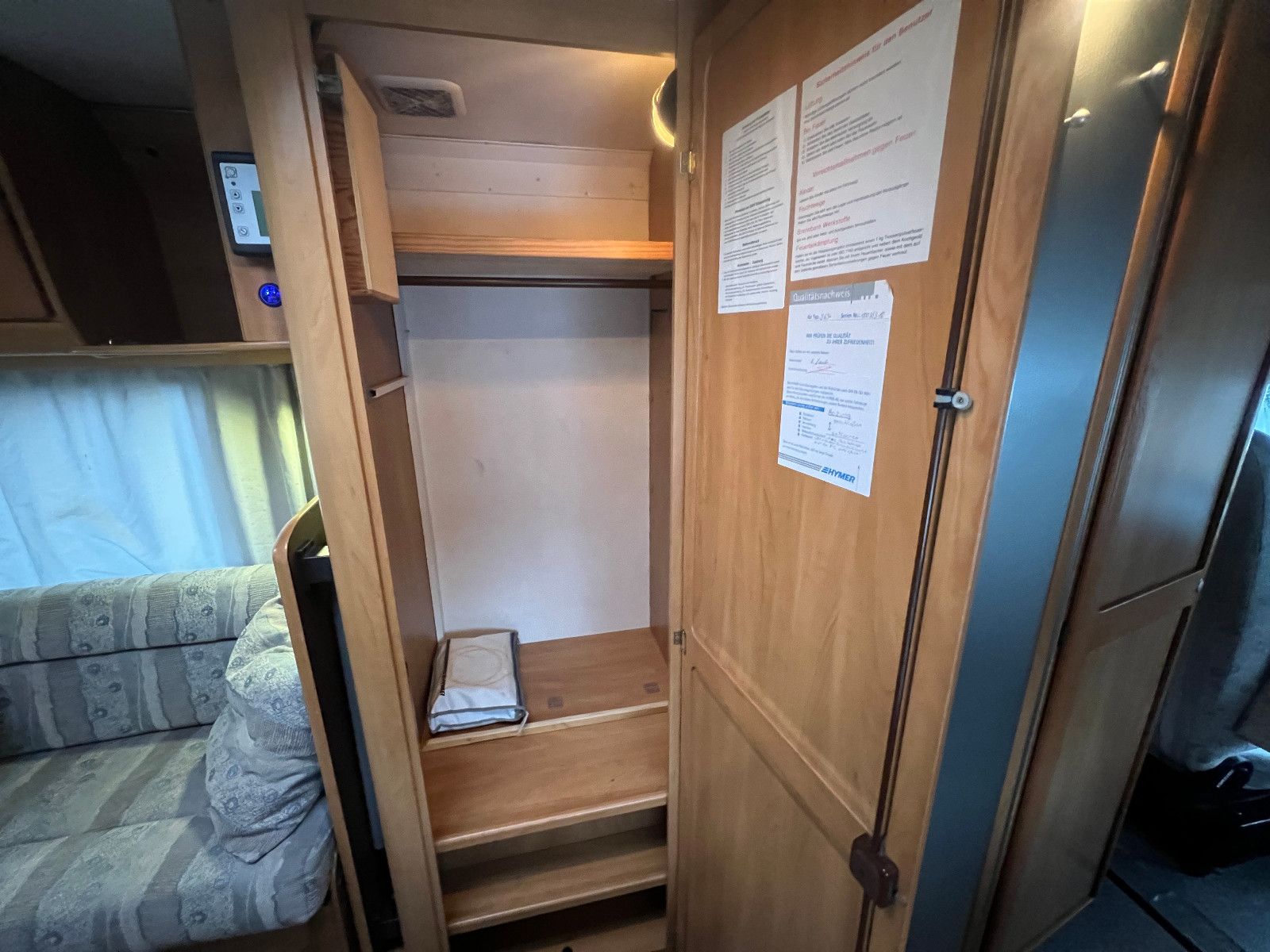 Fahrzeugabbildung HYMER / ERIBA / HYMERCAR B634 FIAT ALKO DPF LOUNGE DACHKLIMA SOLAR AUTSAT