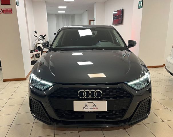 Audi A1 SPB Identity Black Ok neopatentati