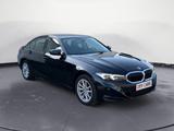 BMW 318 3 Limousine 318 i Navi LED Leder - scheckheftgepflegte BMW 318