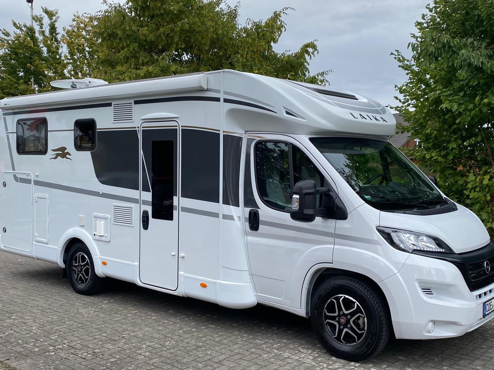 Fahrzeugabbildung Laika Kosmo Emblema 509E