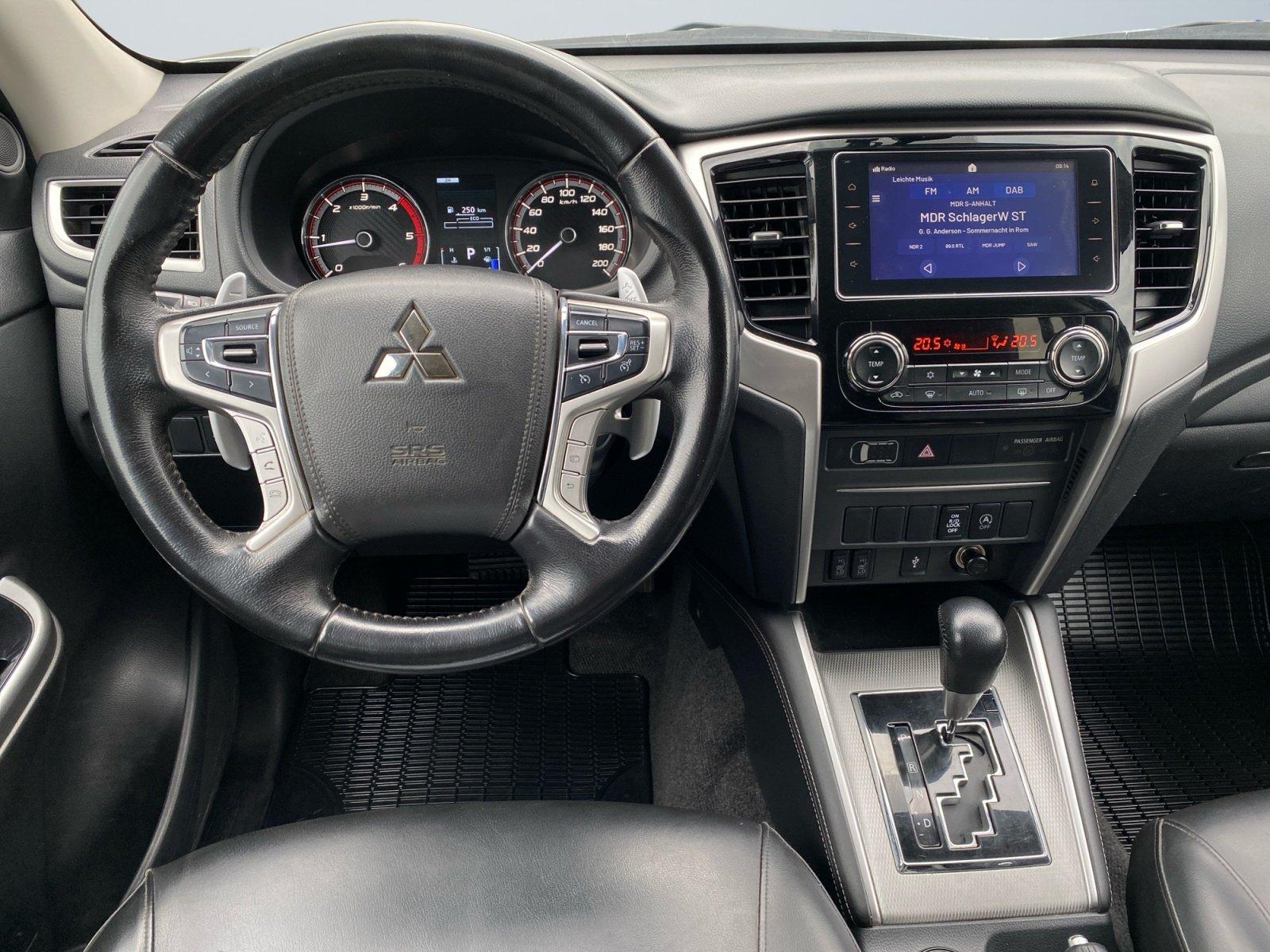 Mitsubishi L200 SELECT 2,2 DI-D Aut. TEMP+SHZ+KAMERA+DAB