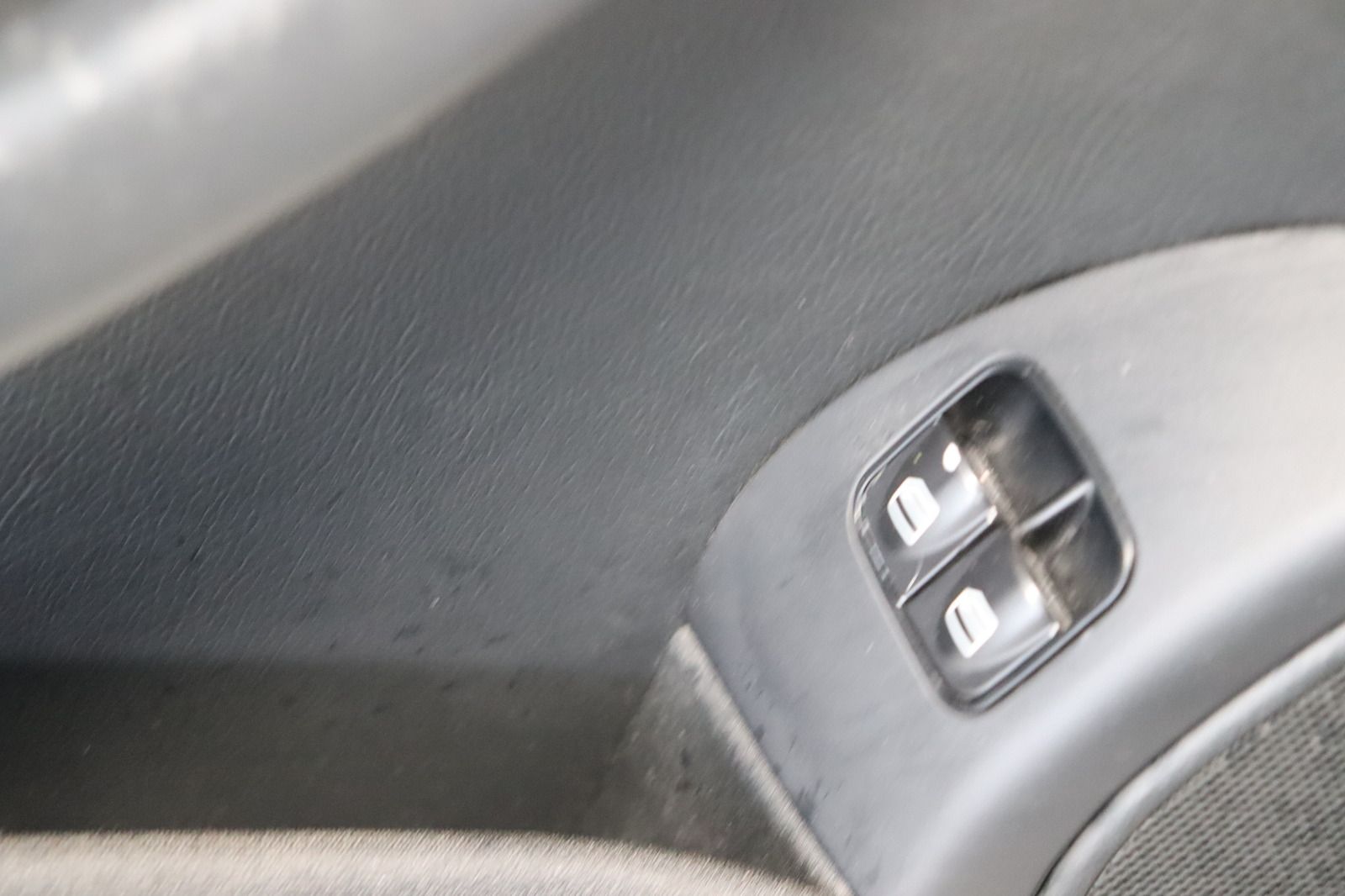 Fahrzeugabbildung Mercedes-Benz C 230 Sportcoupé * Navi * Sitzhzg. * PDC