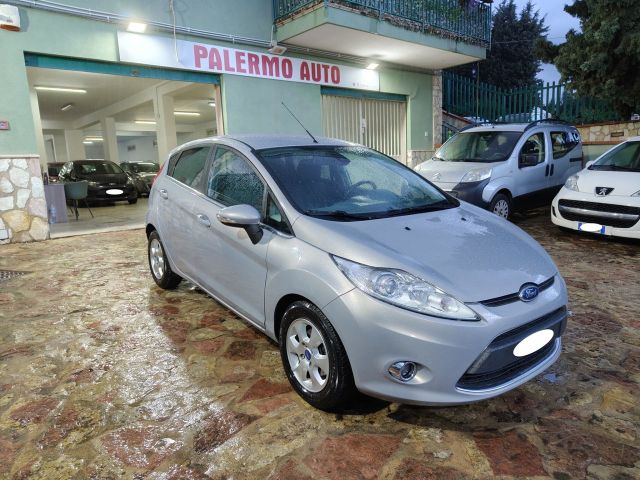 Ford Fiesta 1.6 TDCi 95 CV 5p. Titanium