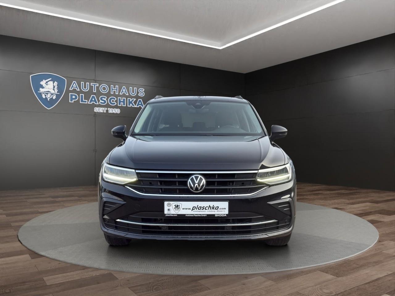 Volkswagen Tiguan 2.0 TDI DSG Life KAMERA+ACC+APP+NAVI+PDC