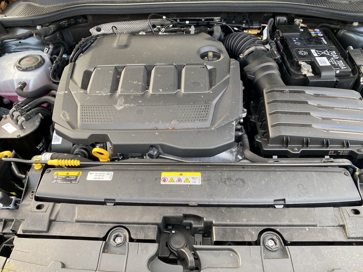 Fahrzeugabbildung SEAT Leon Sportstourer FR 2.0 TDI EU6d Navi digitales