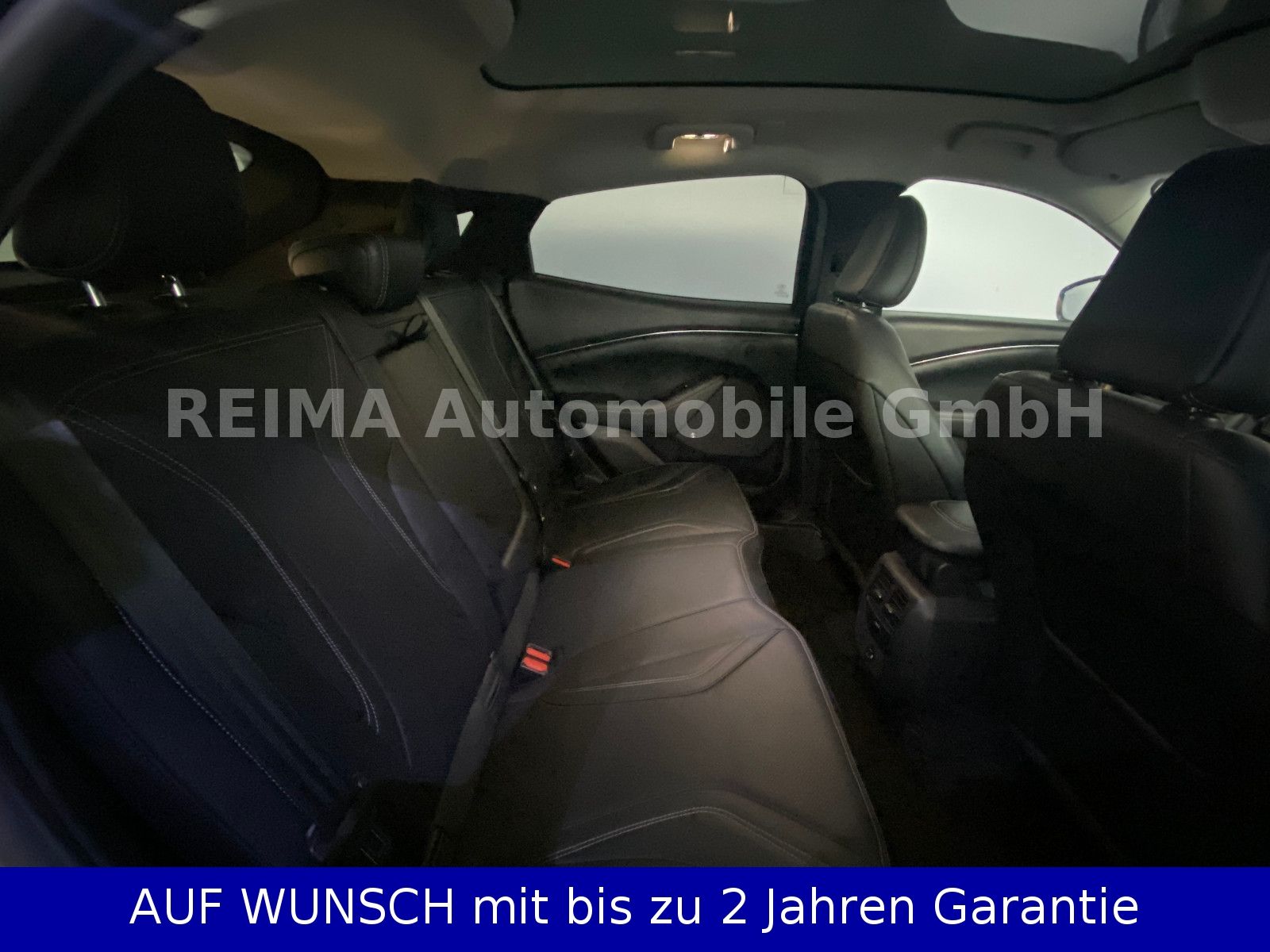 Fahrzeugabbildung Ford Mustang Mach-E, Pano, B&O Sound, ACC