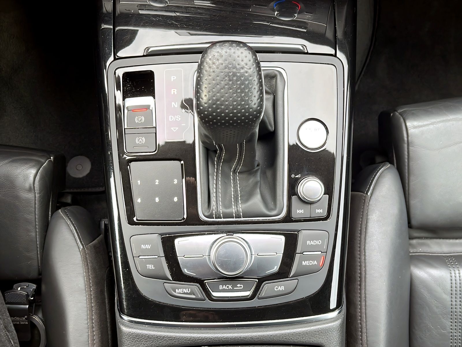 Fahrzeugabbildung Audi A6 3.0 TDI competition LIM. ACC HEAD UP WEBASTO