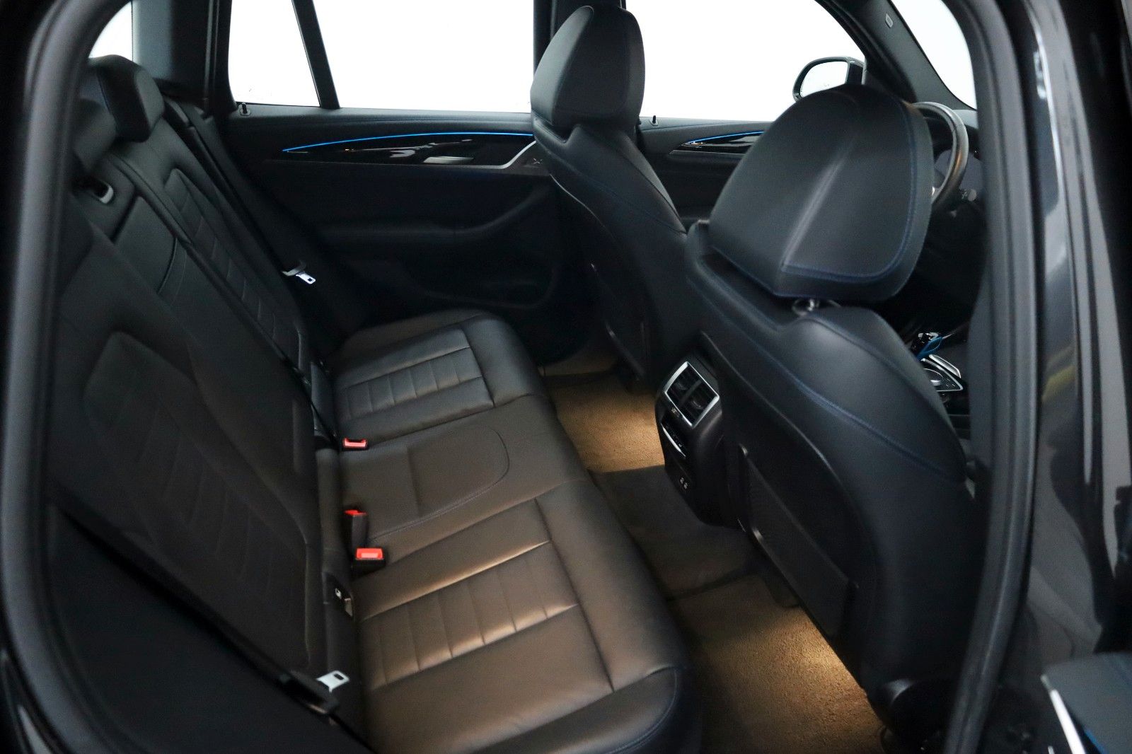 Fahrzeugabbildung BMW iX3 Impressive M sport,360Kamer,Panorama,ACC,HUD