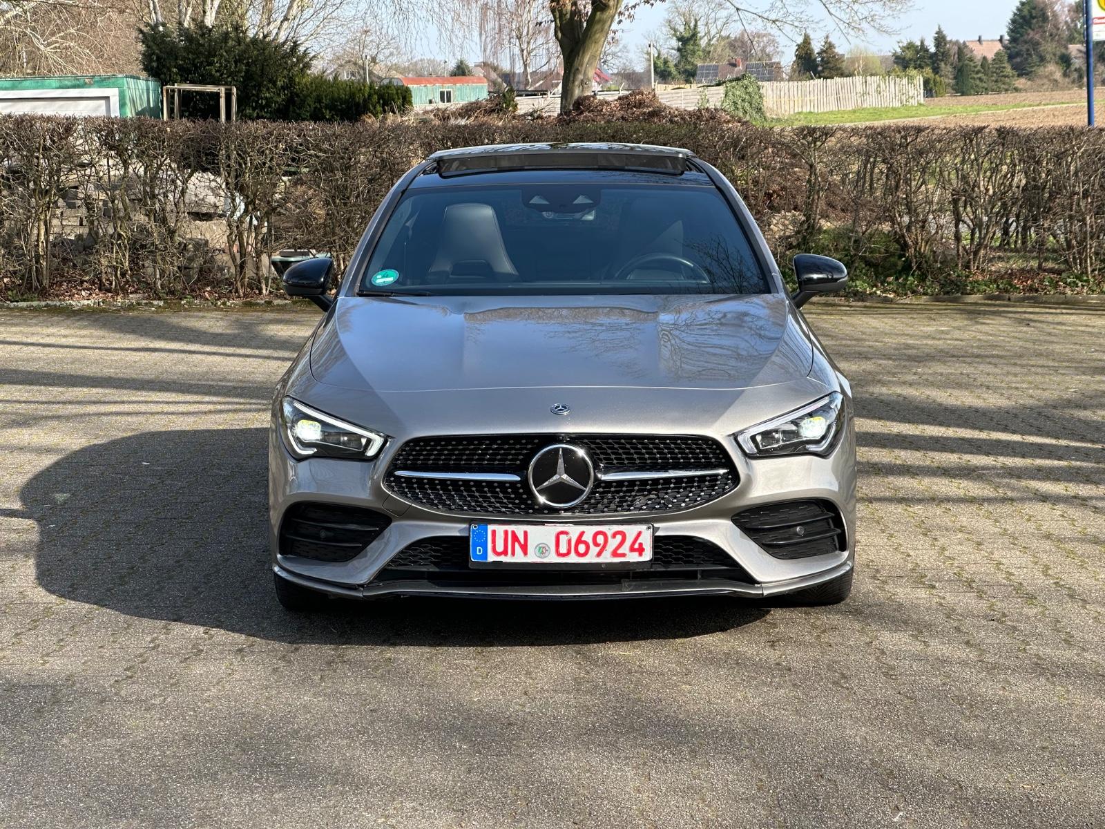 Mercedes-Benz CLA 220d *4-MATIC*AMG-LINE*PANO*360*DISTR*KEY-GO