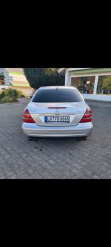 Mercedes-Benz E 55 AMG AMG - Mercedes-Benz AMG e55